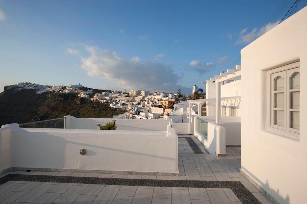 Belvedere Suites Firostefani Bagian luar foto