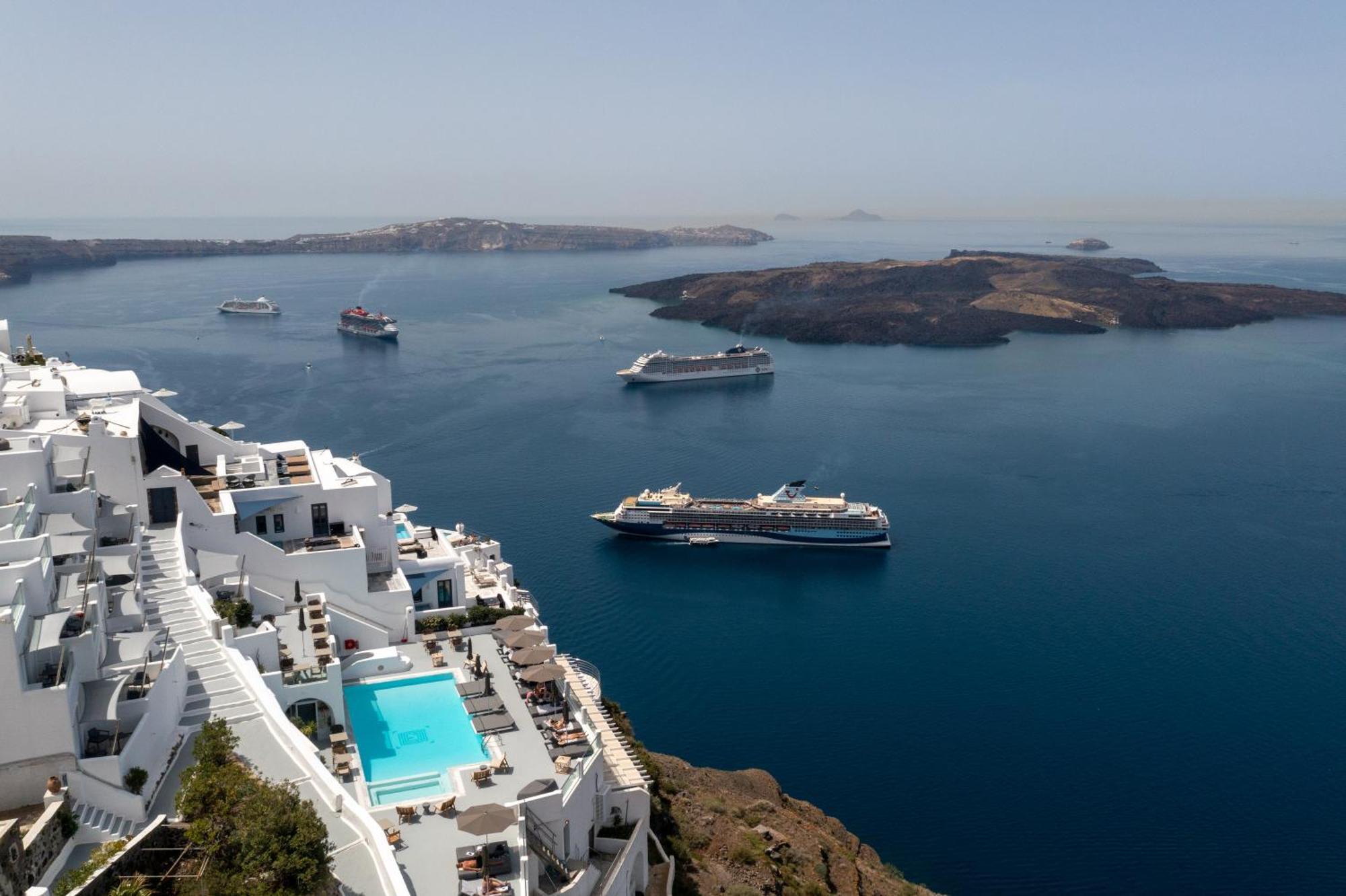 Belvedere Suites Firostefani Bagian luar foto