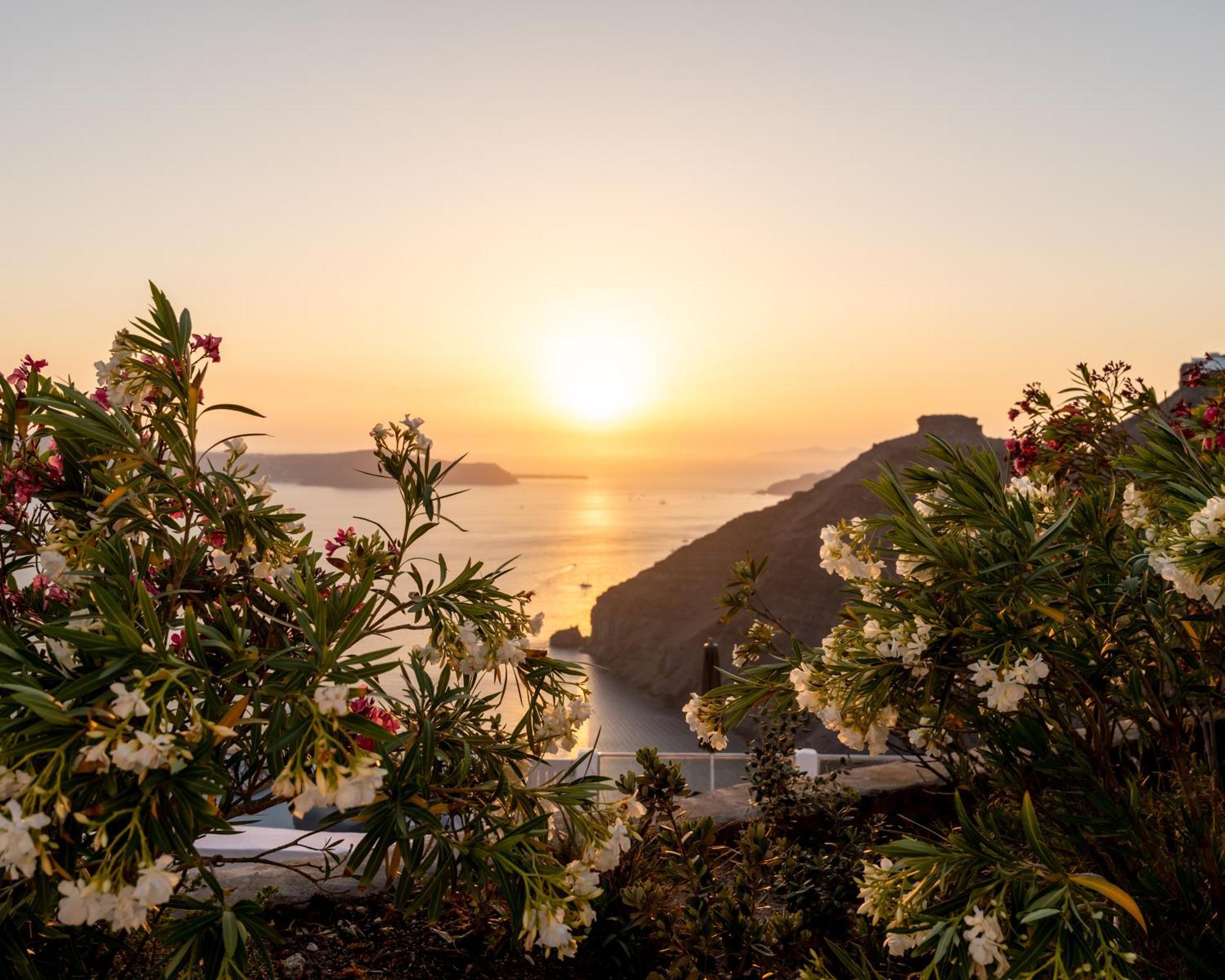 Belvedere Suites Firostefani Bagian luar foto